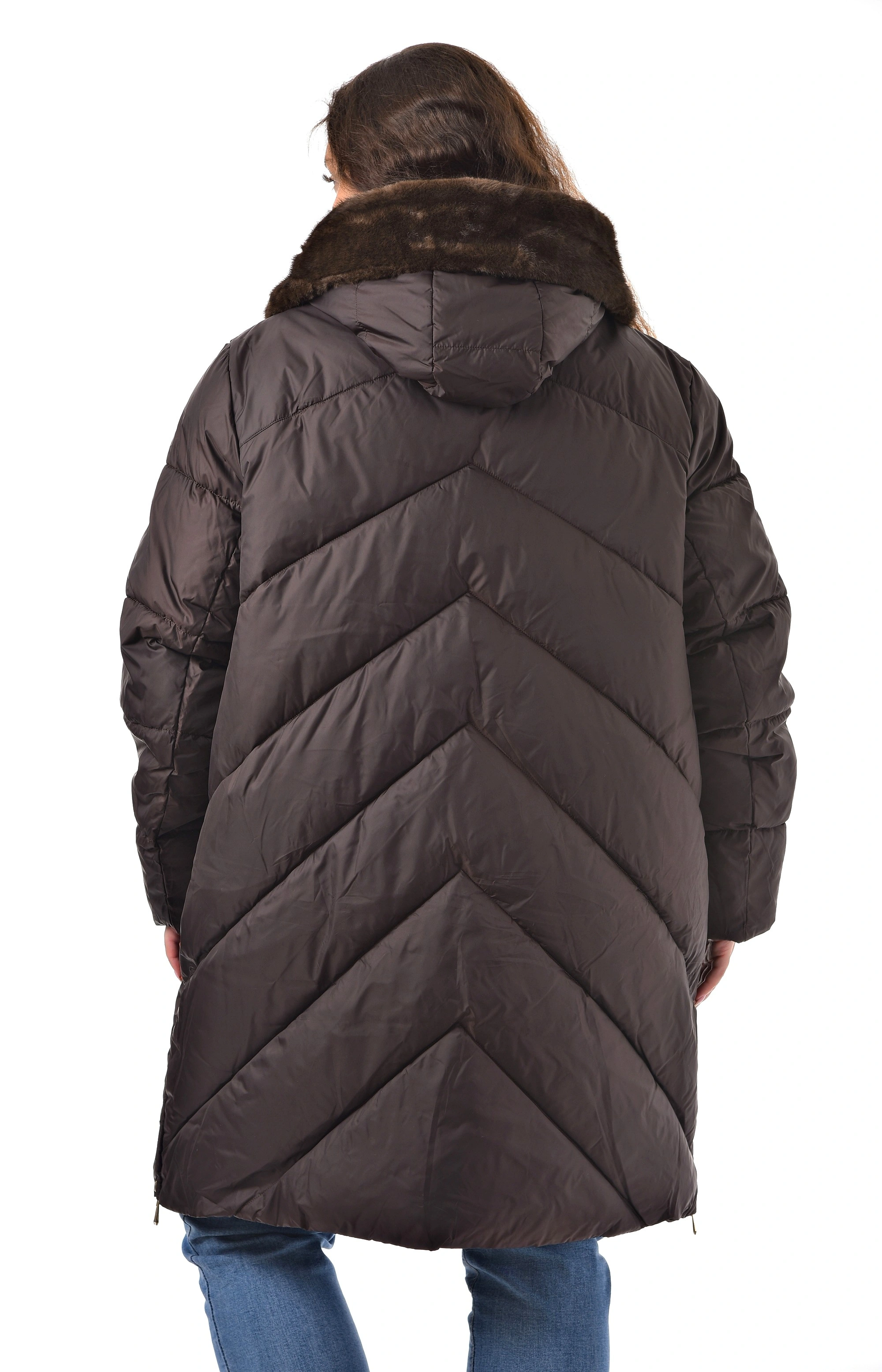 Коричневое пальто с мехом большого размера Коричневое пальто с мехом большого размера