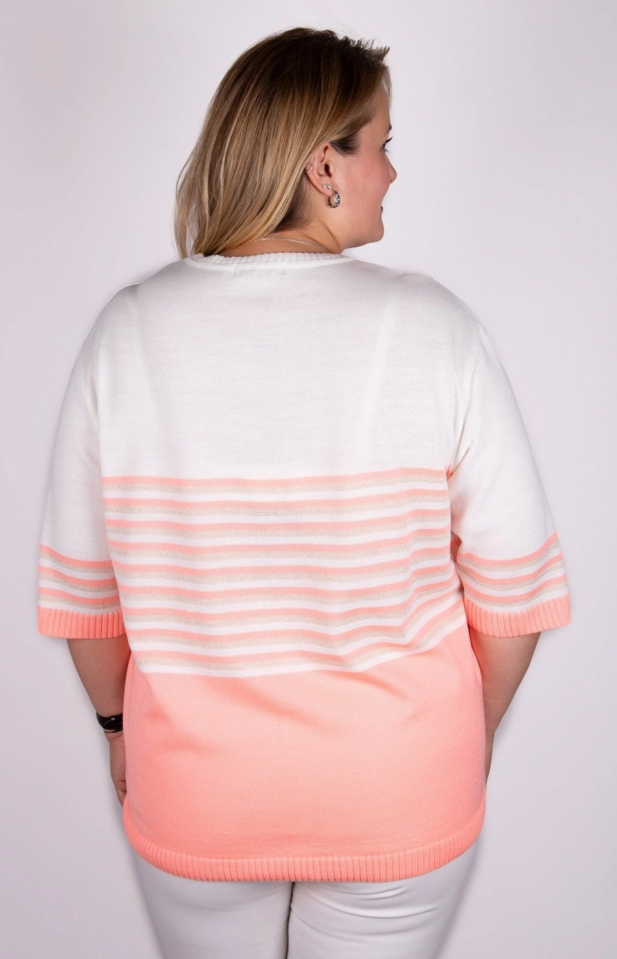 Джемпер розовый в полоску большого размера Джемпер розовый в полоску большого размера