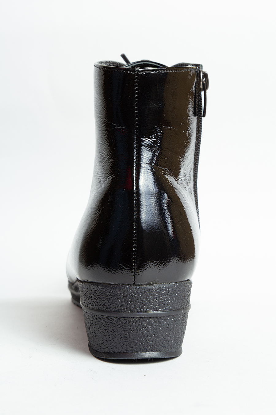 Ботинки черные на искусственном меху большого размера