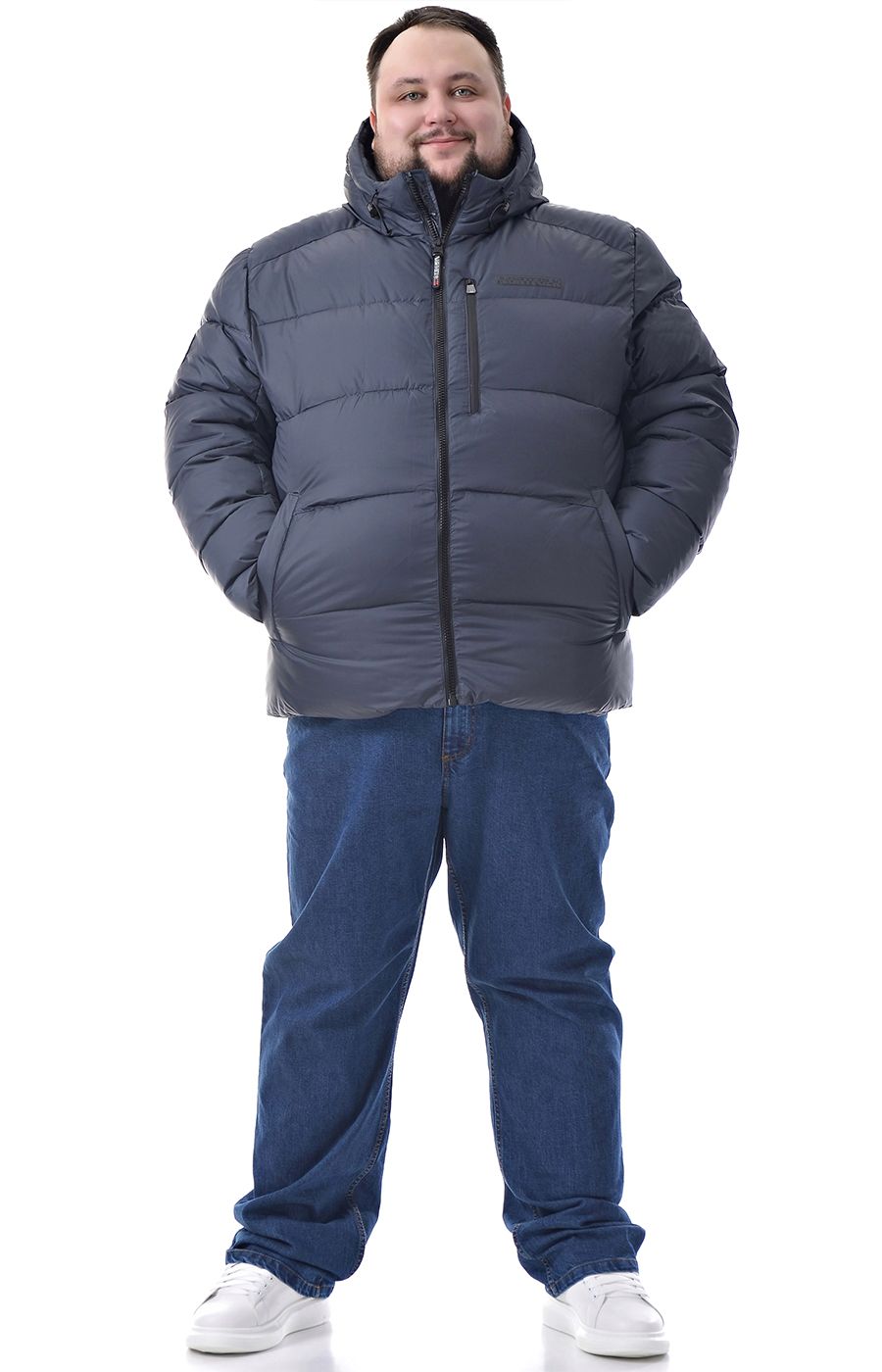 Зимняя куртка с капюшоном большого размера