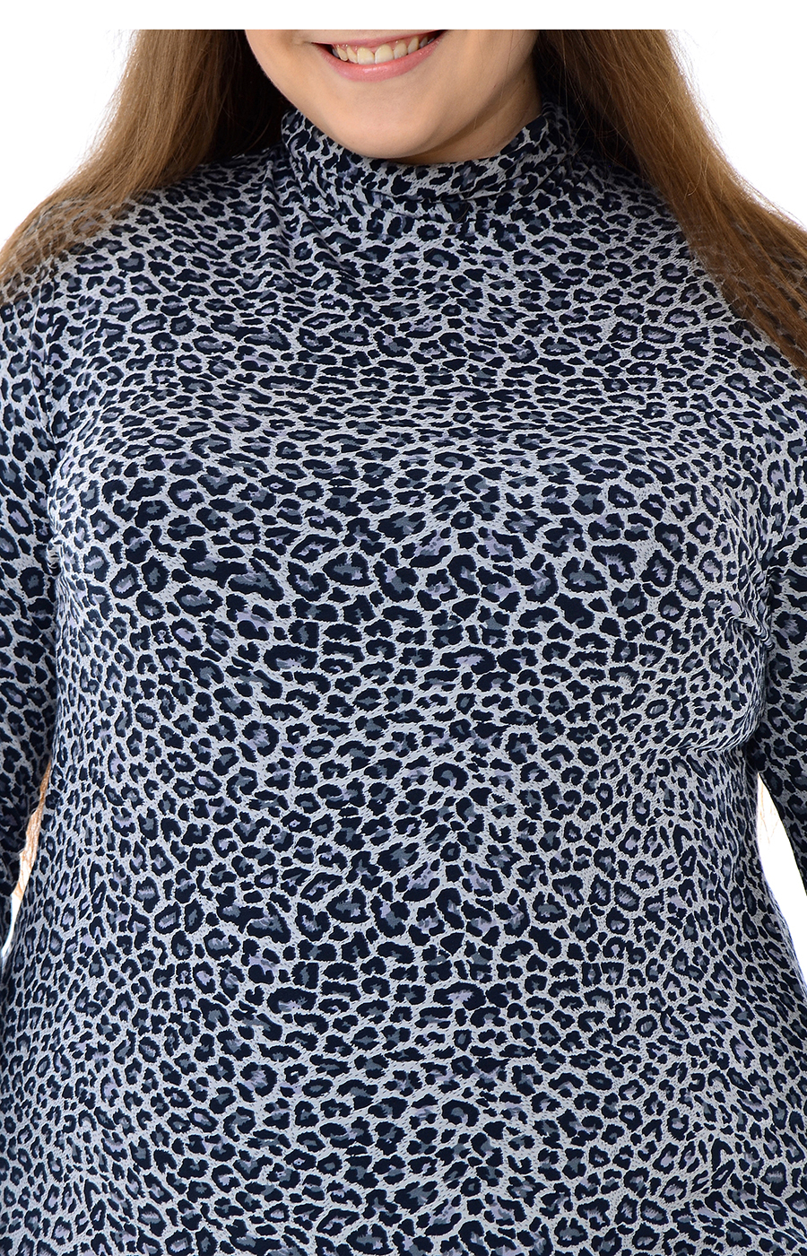 Водолазка серый леопард большого размера