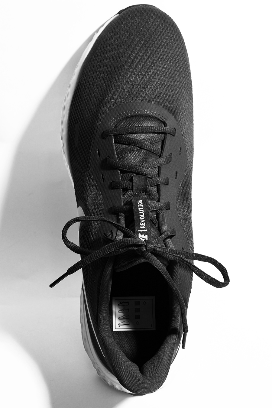 Черные кроссовки NIKE большого размера