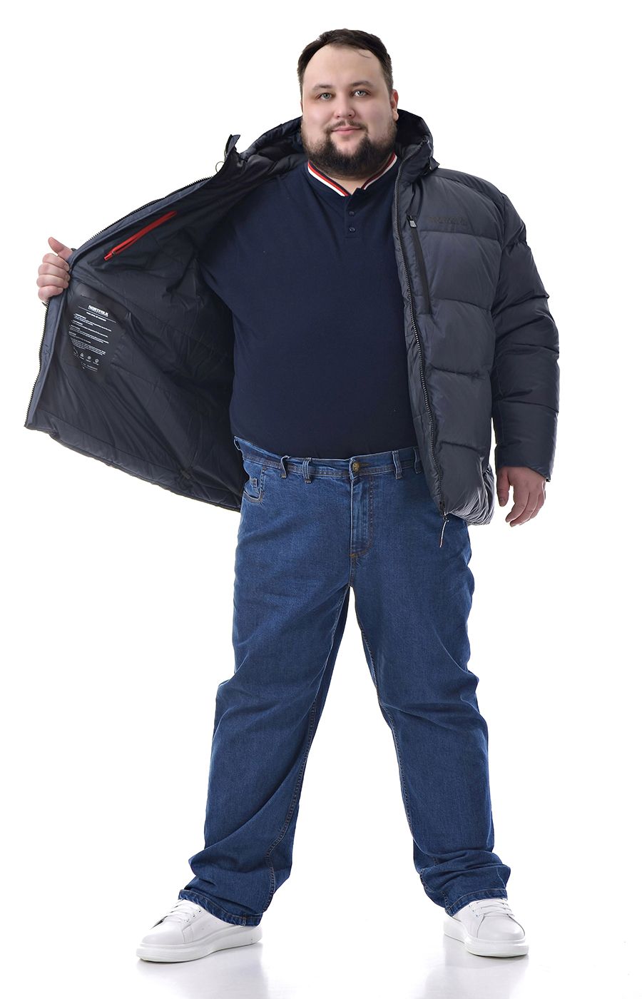 Зимняя куртка с капюшоном большого размера