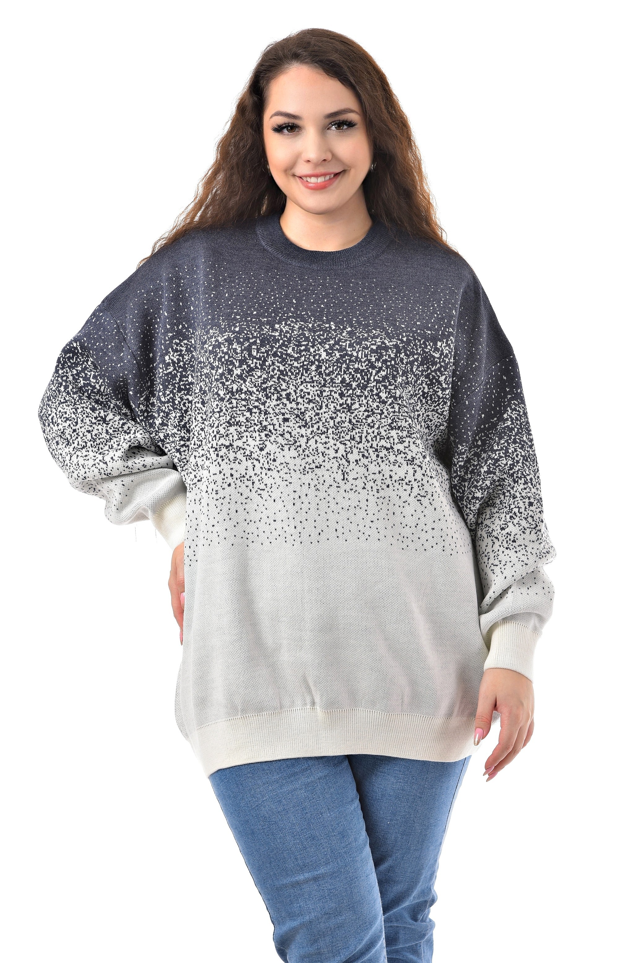 Свитер сине белый градиент большого размера Свитер сине белый градиент большого размера