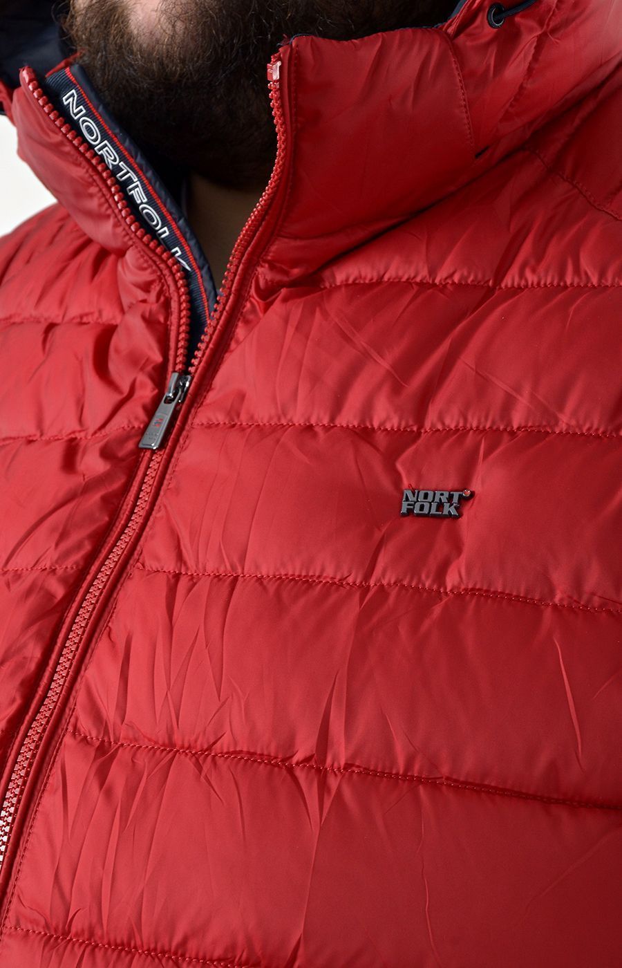 Куртка со съемным капюшоном цвет красный большого размера