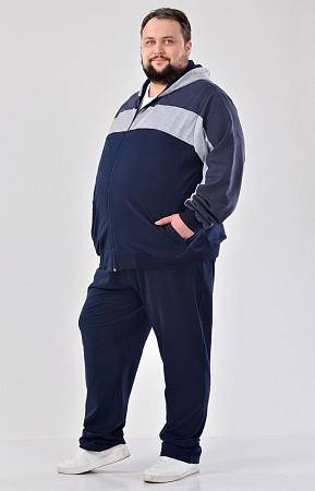 Комбинированный спортивный костюм