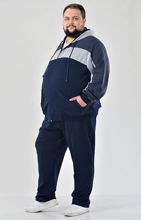 Комбинированный спортивный костюм