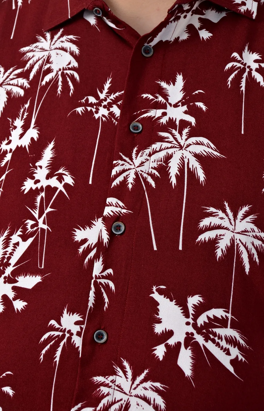 Рубашка красная с пальмами большого размера