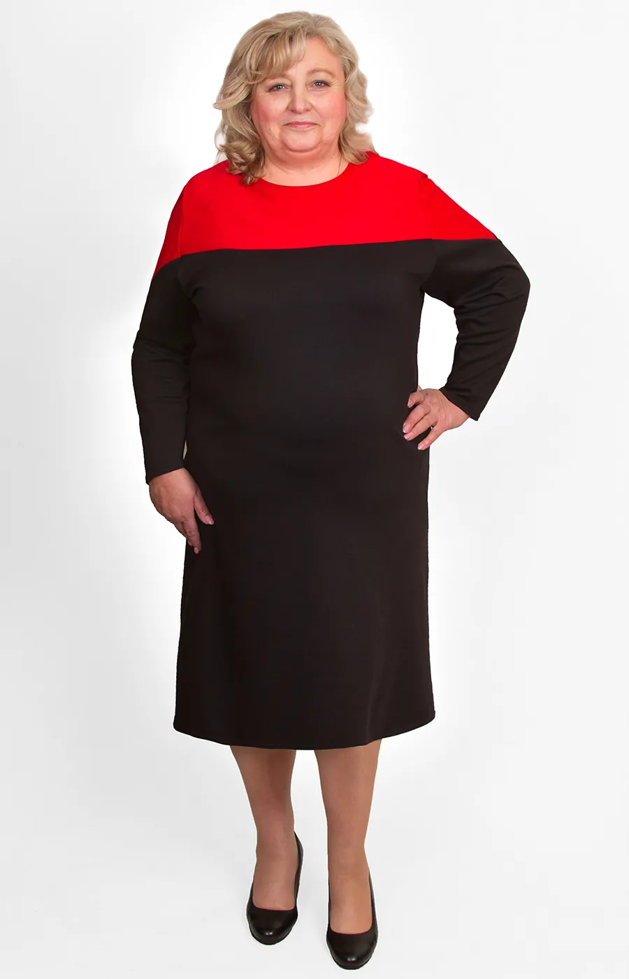 Платье красно-черное большого размера